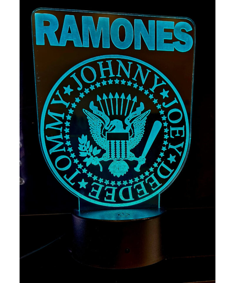 Ramones azul 800x963 - Lámpara Ramones