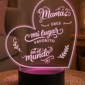 Lámpara personalizada corazón inclinado grabada en metacrilato con nombres y fecha personalizados