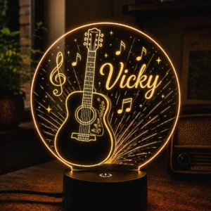 Lámpara personalizada guitarra española y notas grabada en metacrilato con nombre personalizado