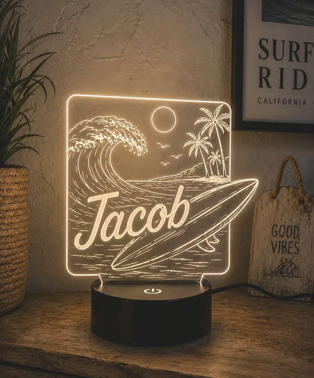 Lámpara personalizada surfista con nombre grabado en metacrilato