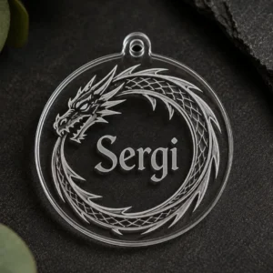Llavero personalizado dragón con nombre grabado en metacrilato transparente fabricado en Barcelona