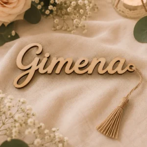 Marcasitios de madera personalizados con nombre para bodas y eventos