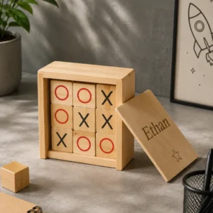 Juego tres en raya personalizado de madera con caja grabada