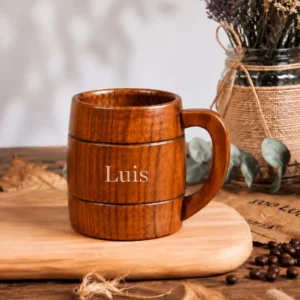 Taza de madera rustica personalizada